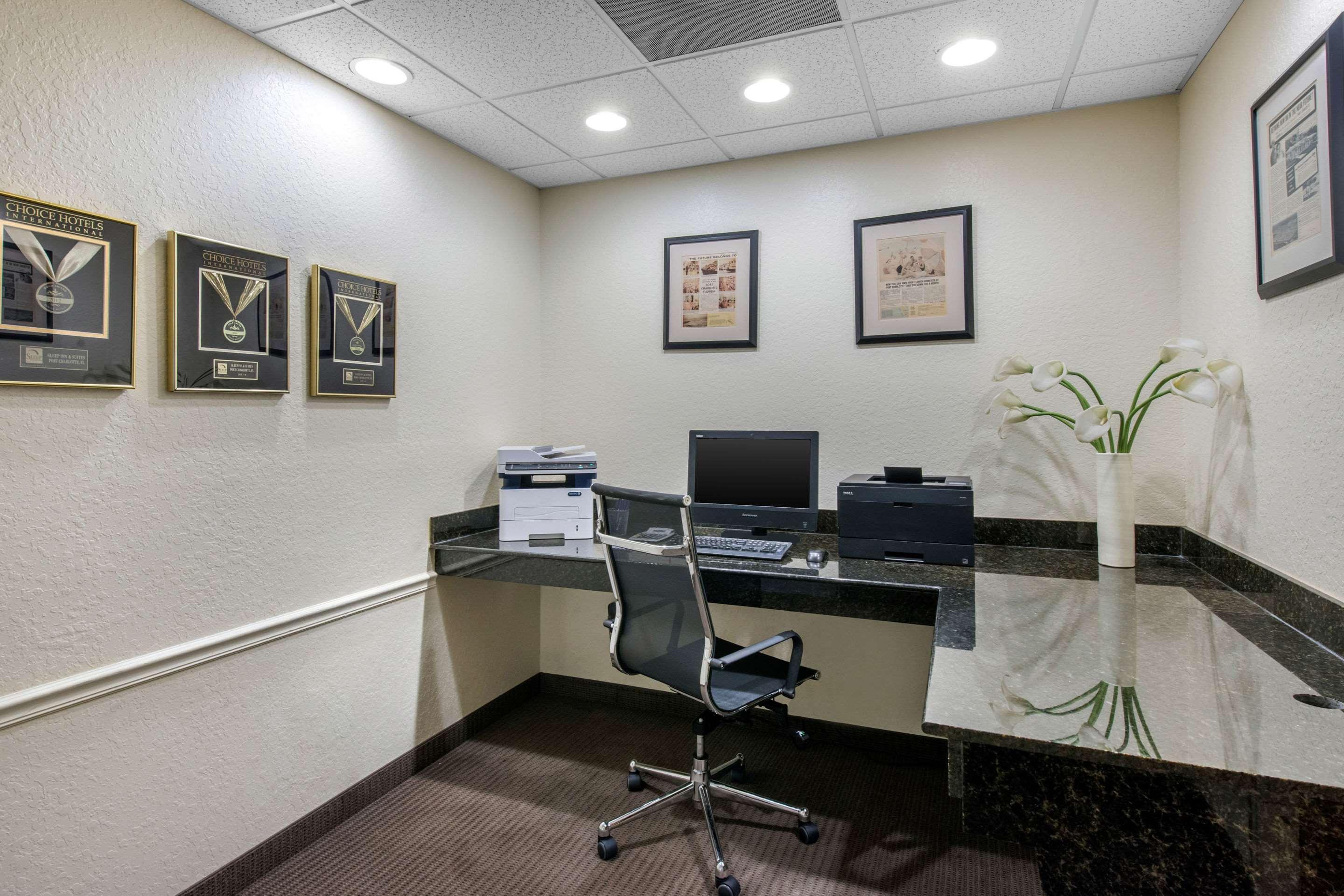 Sleep Inn&Suites Port Charlotte-Punta Gorda Buitenkant foto