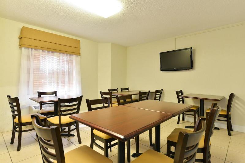 Sleep Inn&Suites Port Charlotte-Punta Gorda Buitenkant foto